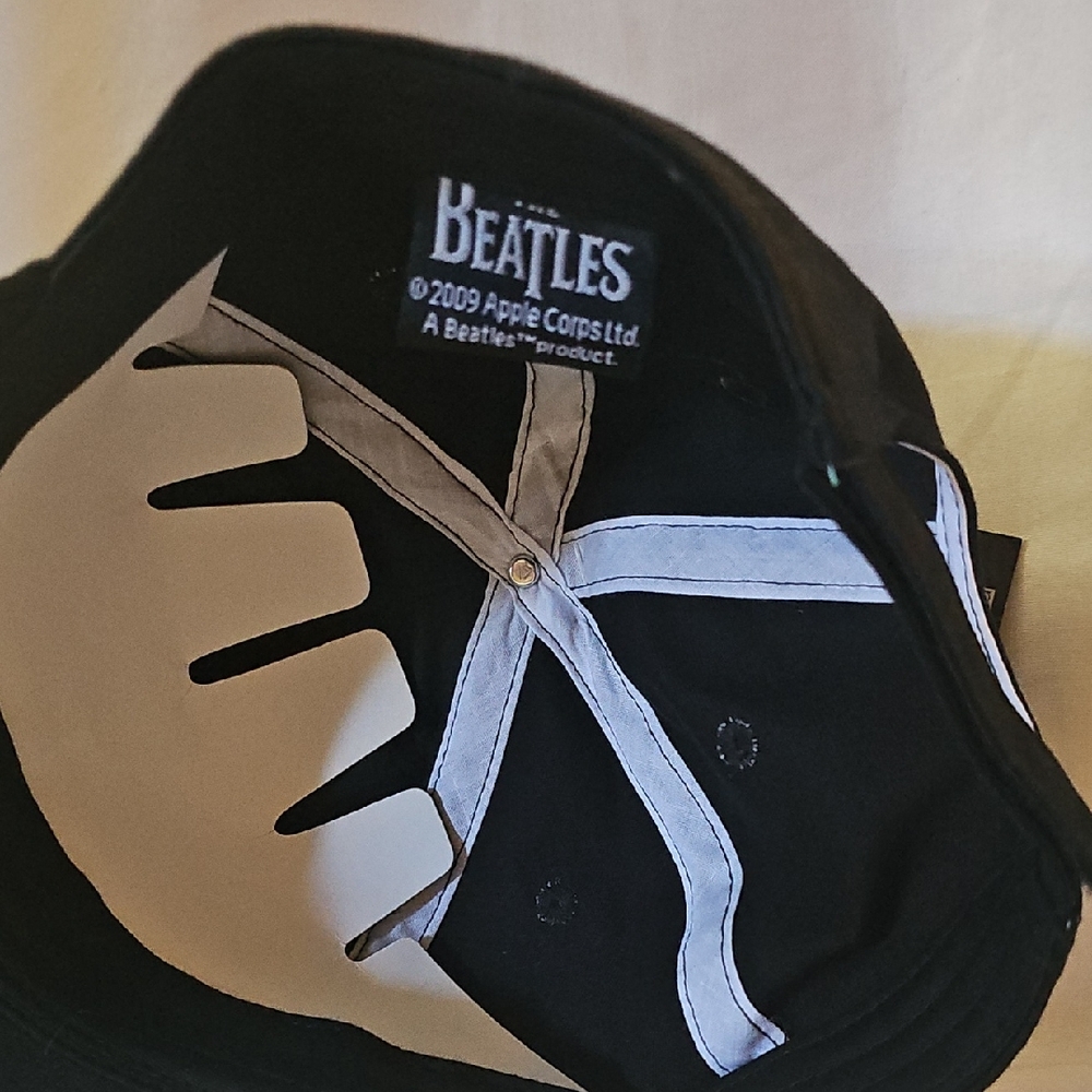 The Beatles Black and White Cap - Picture 5 of 5